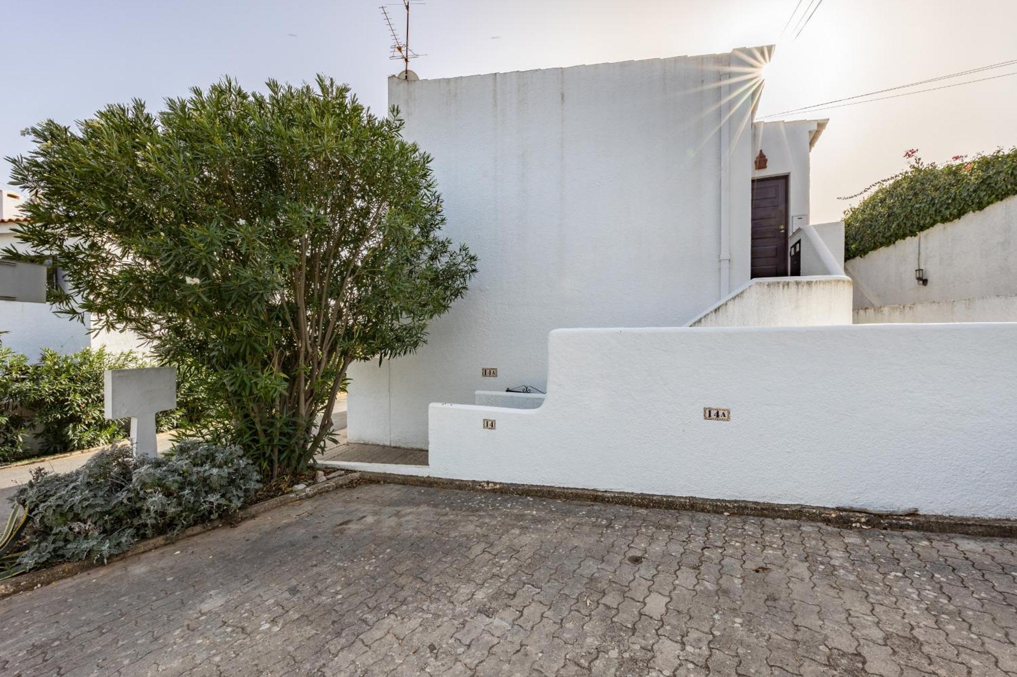 Apartament Coolhouses Algarve, Luz, 1 Bed Flat, Floor, A Stone's Throw To The Beach, Casa Isabell *