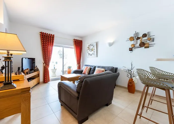 Coolhouses Algarve, Luz, 1 Bed Flat, Top Floor, A Stone\'S Throw To The Beach, Casa Isabell