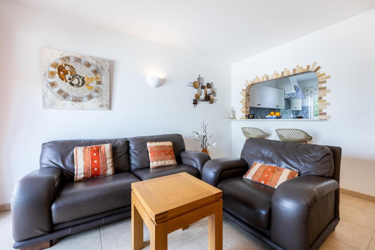 Coolhouses Algarve, Luz, 1 Bed Flat, Floor, A Stone's Throw To The Beach, Casa Isabell Apartment *